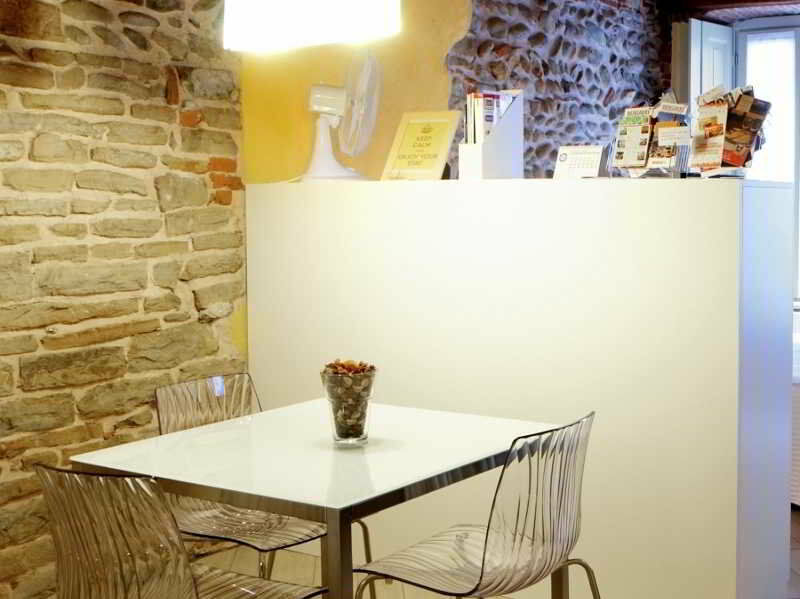 Sweet Apartment *